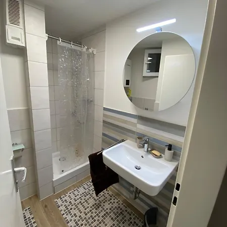 Quiet 2 Bedroom - Ruhige 2 * Weil der Stadt